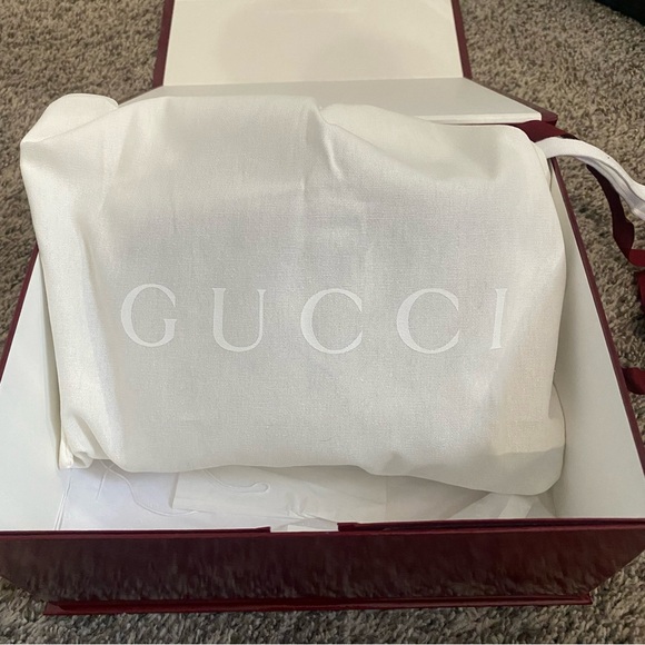 Authentic Gucci GG Icon Belt Bag - Picture 13 of 15